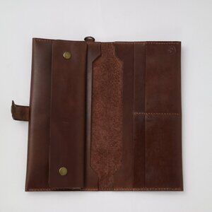 Woman Reddish Brown Smooth Leather Large Bifold Wallet Brass Accessories